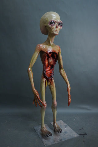 Autopsy Alien Visitor Poseable Prop