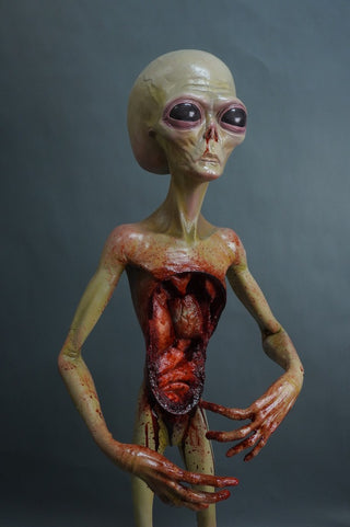 Autopsy Alien Visitor Poseable Prop