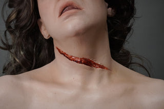 Slit-Throat Stacy Head